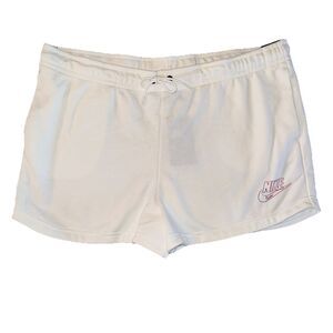 NWT Nike Futura Women’s Active Shorts Size XL White Terry Shorts